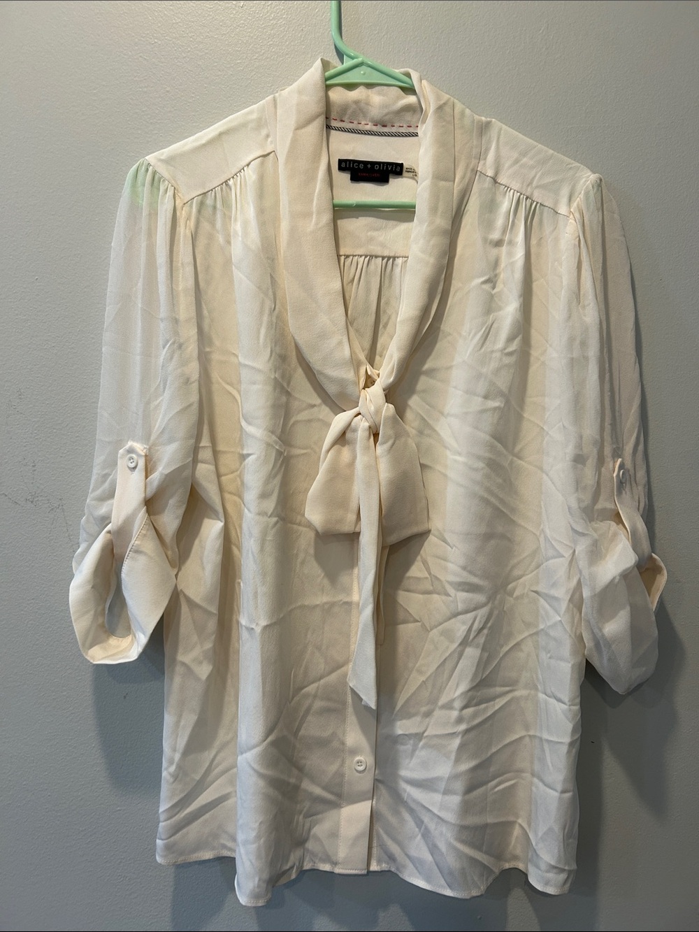 Alice + Olivia Ivory Tie-Neck Button Blouse